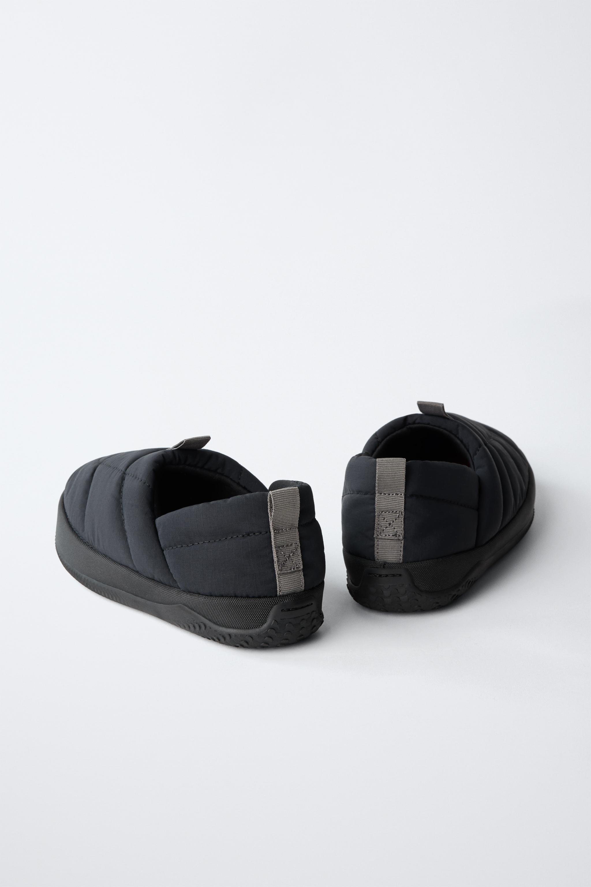 QUILTED SLIPPERS